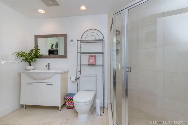 Icon Brickell I #4507 image #14
