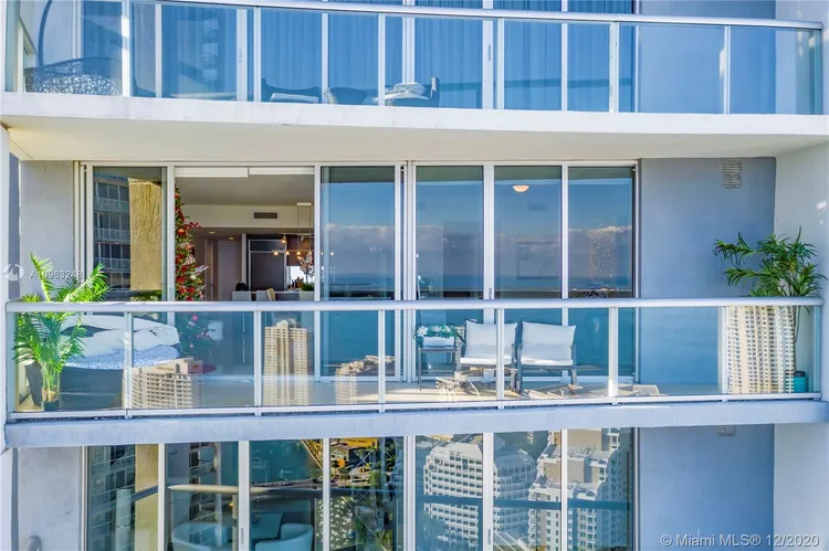 Icon Brickell I #4507 image #21