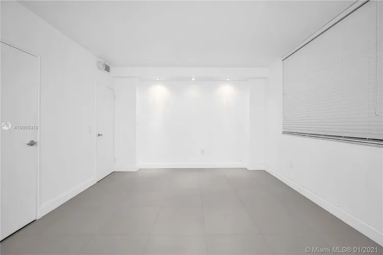 The Plaza of Bal Harbour #422 image #19