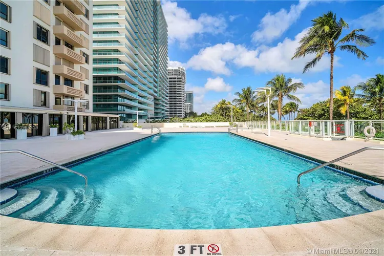 The Plaza of Bal Harbour #422 image #23