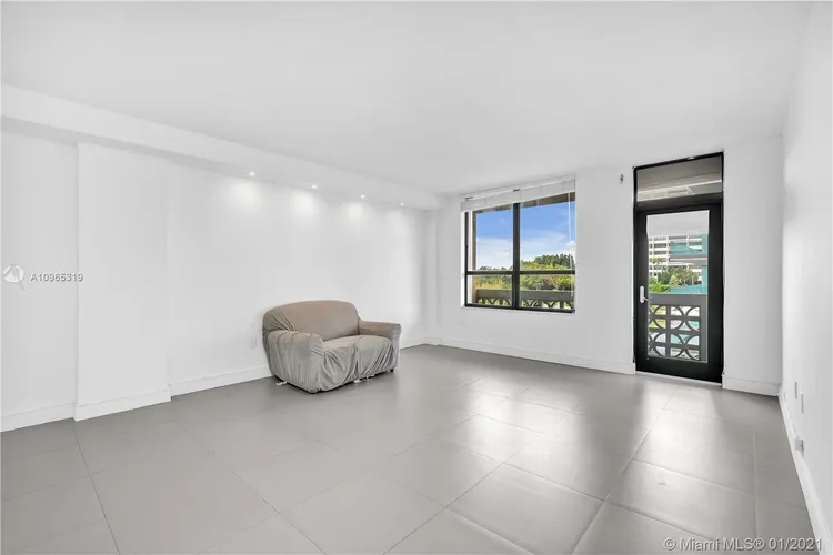 The Plaza of Bal Harbour #422 image #7