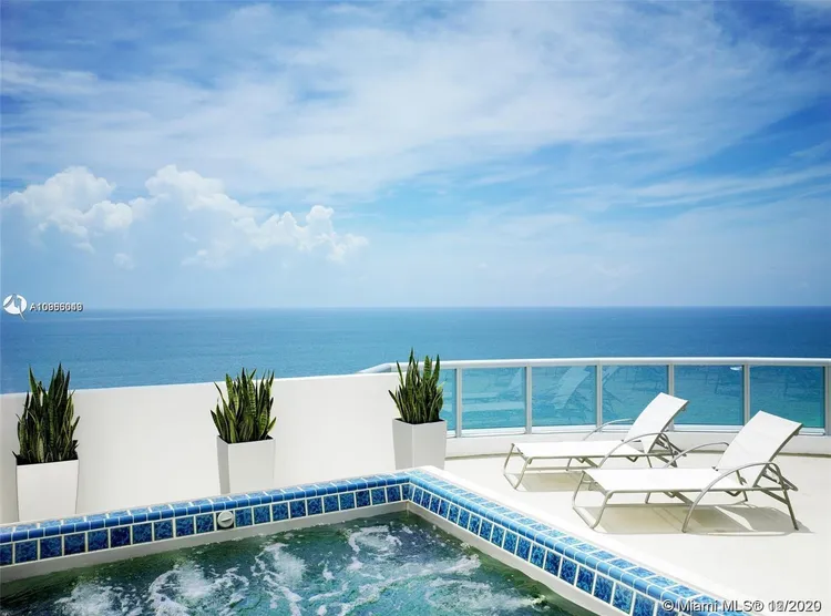 Marenas Resort #1404 image #9