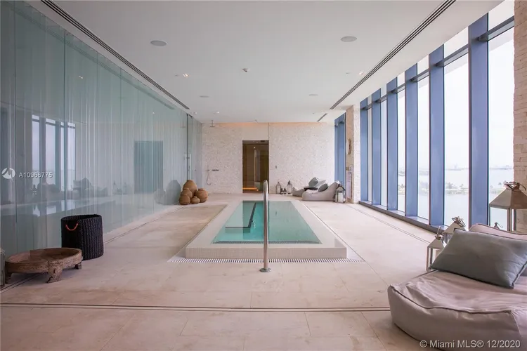 One Paraiso #403 image #29