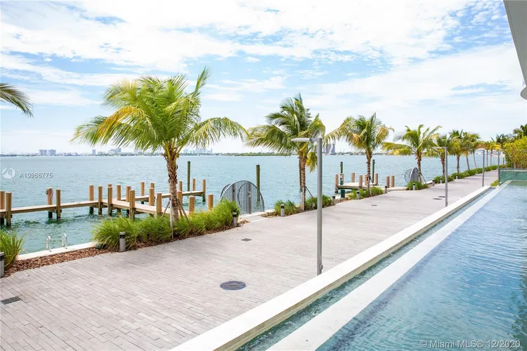 One Paraiso #403 image #31