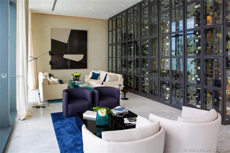 One Paraiso #403 image #34