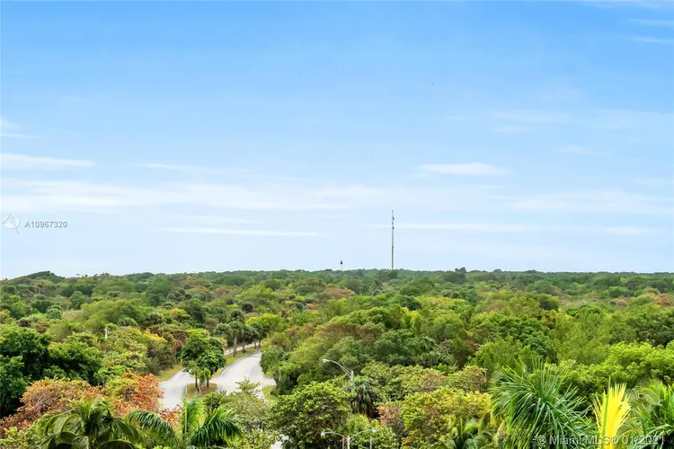 Towers of Key Biscayne #E607 image #10