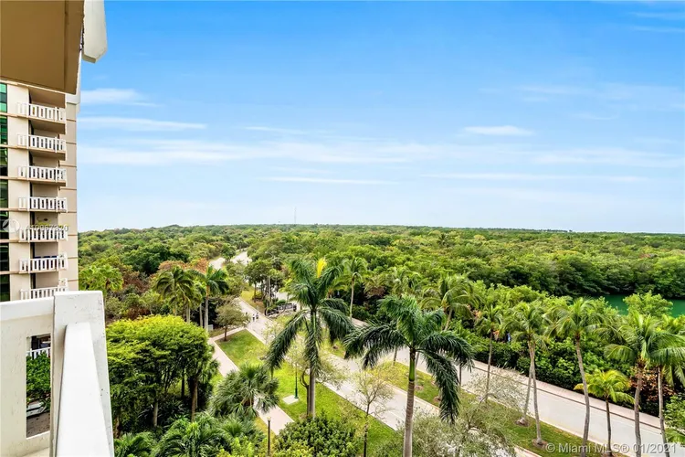 Towers of Key Biscayne #E607 image #11