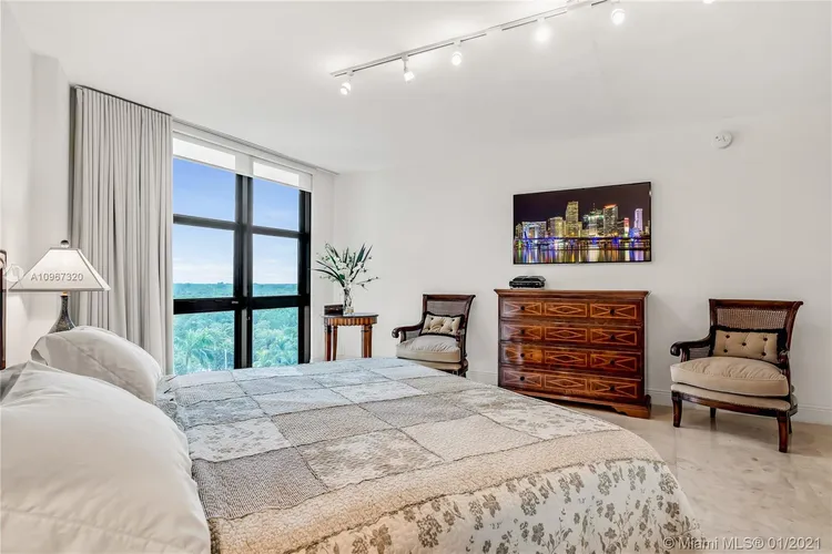 Towers of Key Biscayne #E607 image #25