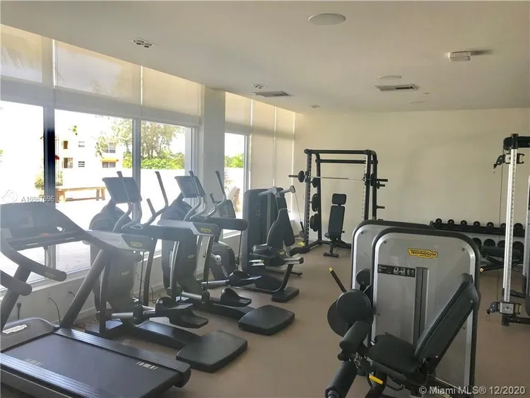 Tiffany House #1003 image #16