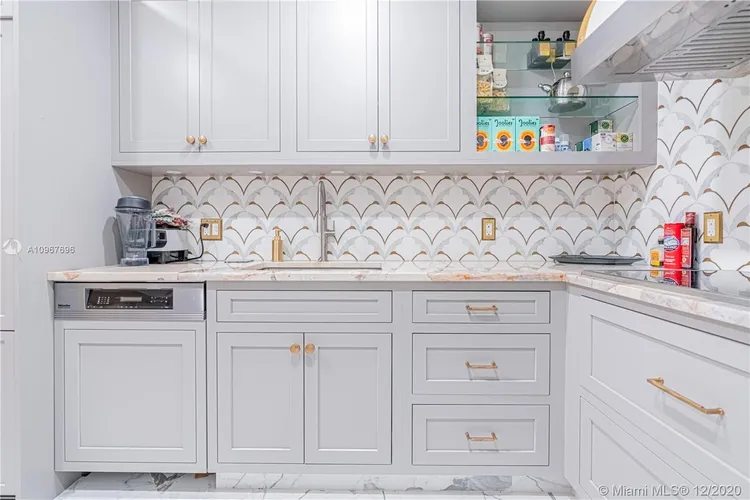 The Plaza of Bal Harbour #607 image #14