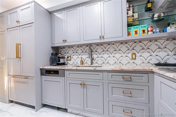 The Plaza of Bal Harbour #607 image #15