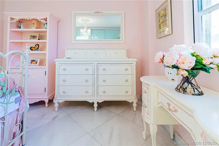 The Plaza of Bal Harbour #607 image #18