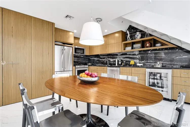 Midtown 4 #L04PH2 image #12