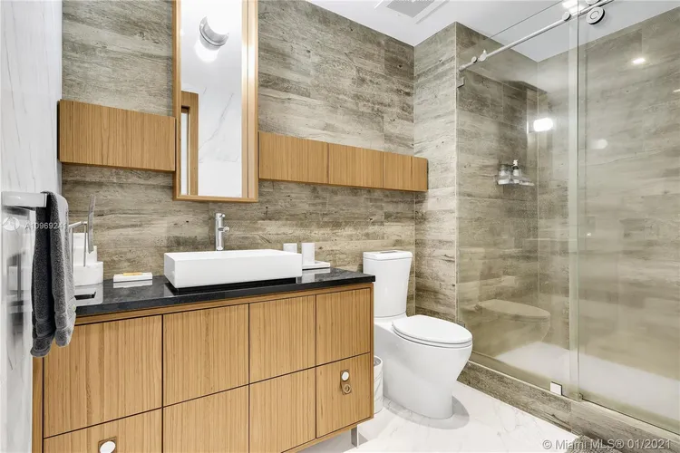 Midtown 4 #L04PH2 image #17