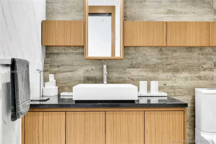 Midtown 4 #L04PH2 image #18