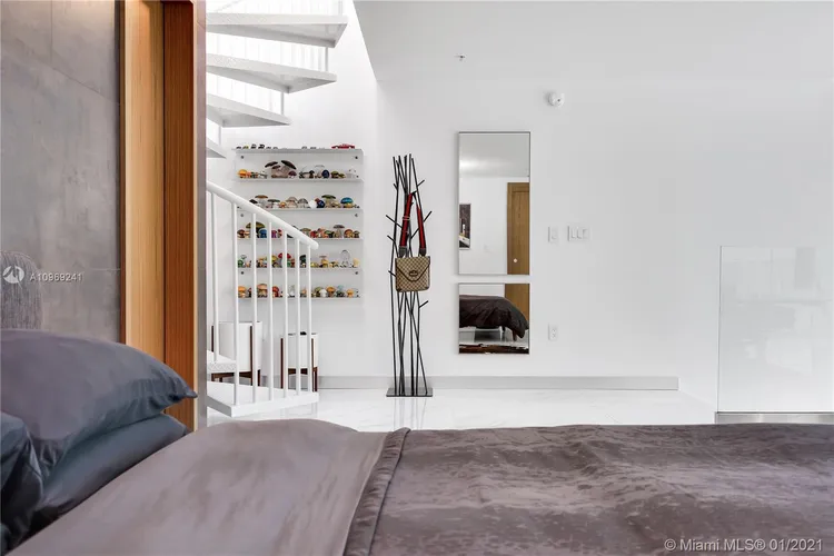 Midtown 4 #L04PH2 image #23