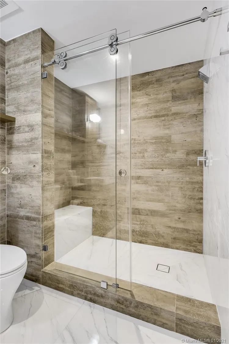 Midtown 4 #L04PH2 image #27