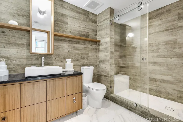 Midtown 4 #L04PH2 image #28