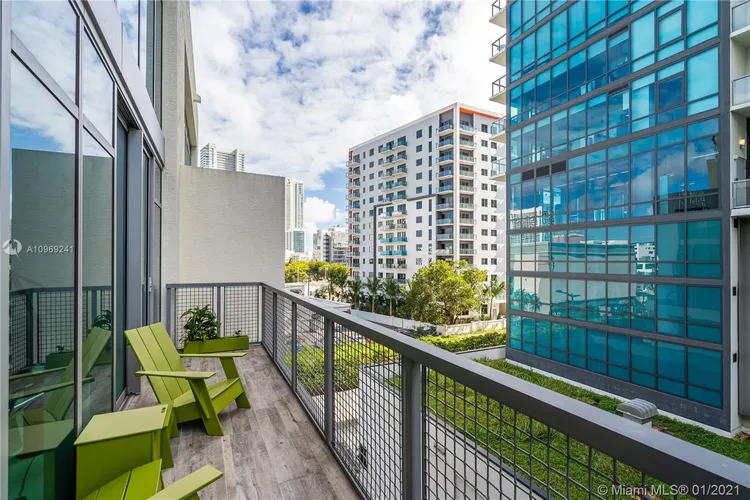 Midtown 4 #L04PH2 image #30