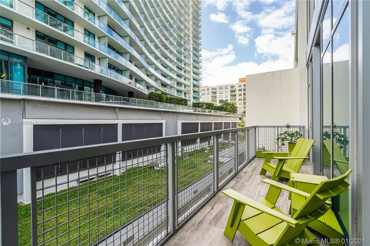 Midtown 4 #L04PH2 image #31