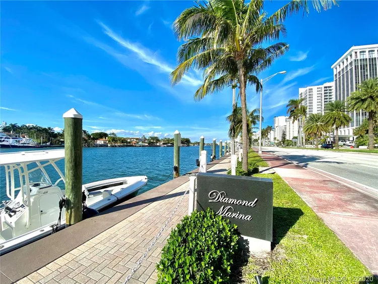 Green Diamond #1802 image #20