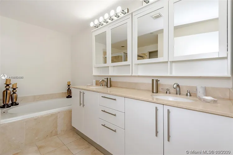 Aventura Marina II #2417 image #13