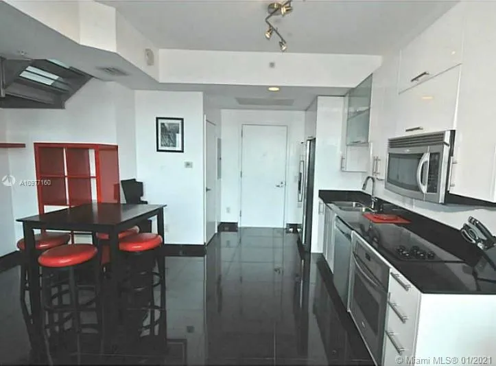 Infinity at Brickell #3019 image #9