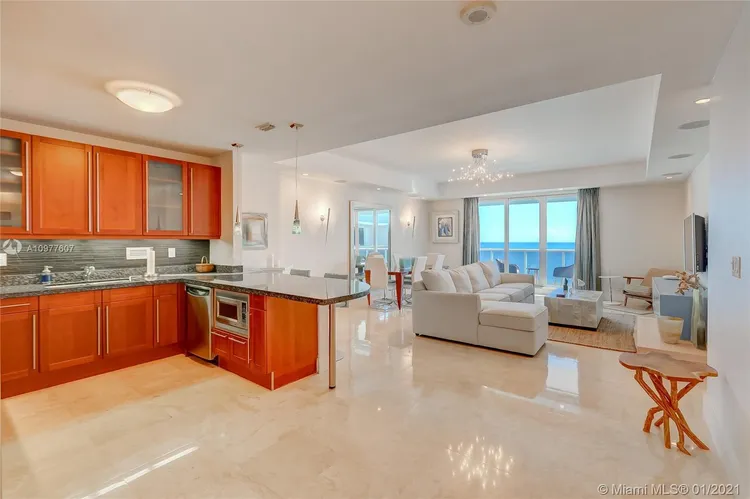 Roney Palace #PH19 image #11