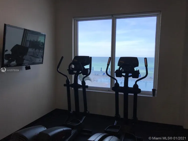 Aquarius Towers #1601N image #19