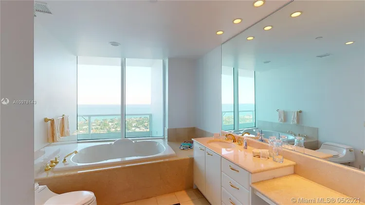 Porto Vita South Tower #2902 image #11