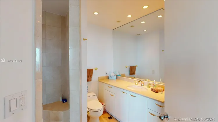 Porto Vita South Tower #2902 image #12