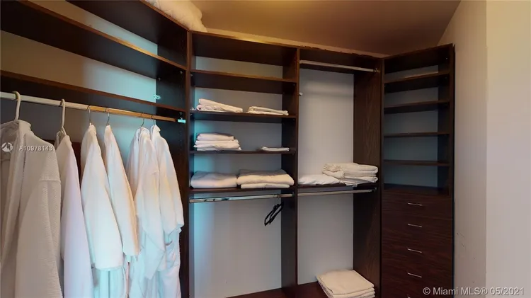 Porto Vita South Tower #2902 image #29