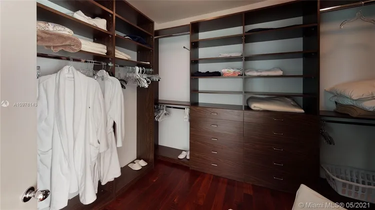 Porto Vita South Tower #2902 image #32