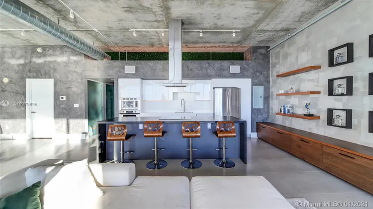 Space 01 Lofts #604 image #10