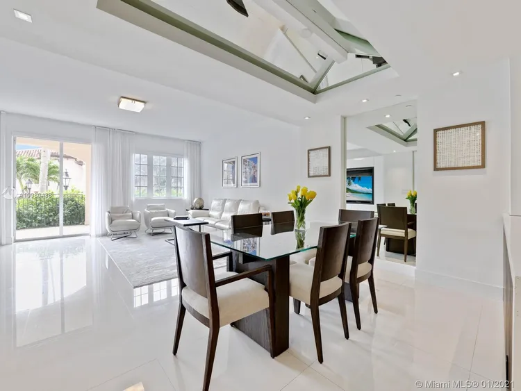 Seaside Village #19113 image #12