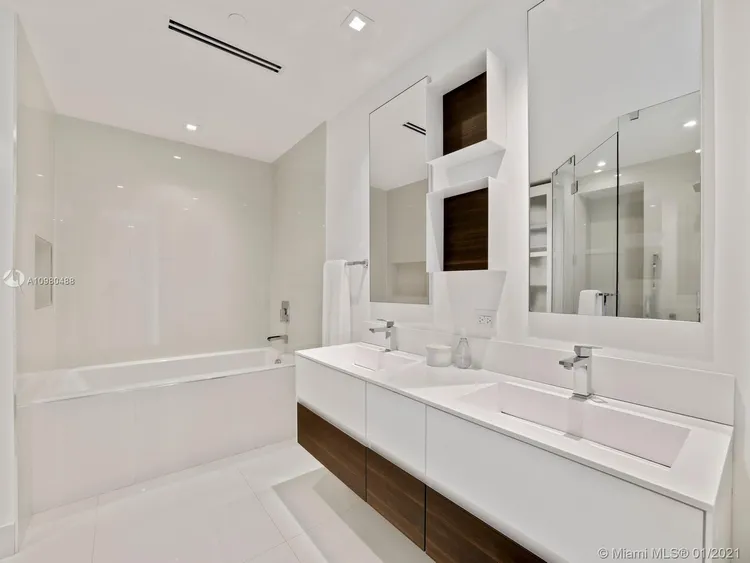 Seaside Village #19113 image #21