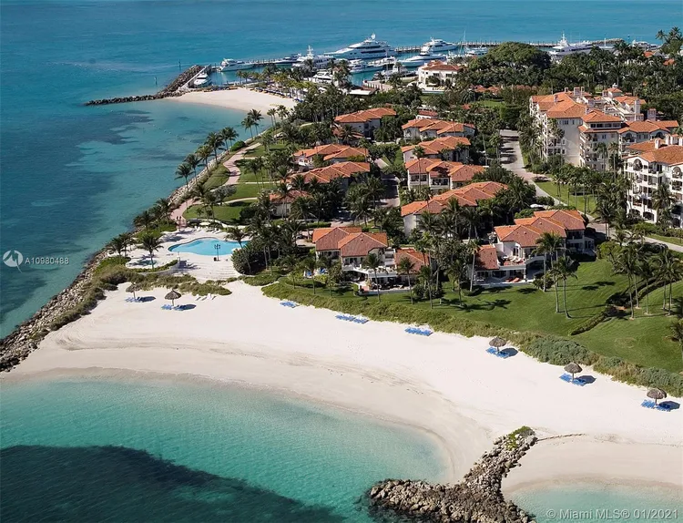 Seaside Village #19113 image #42