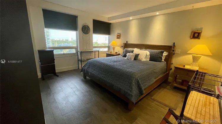 The Palace Condo #C1406 image #14