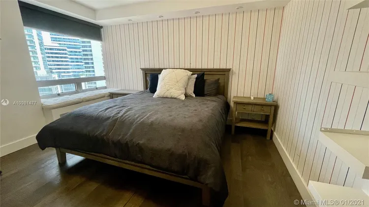 The Palace Condo #C1406 image #19