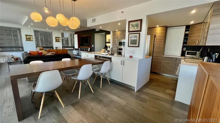 The Palace Condo #C1406 image #7