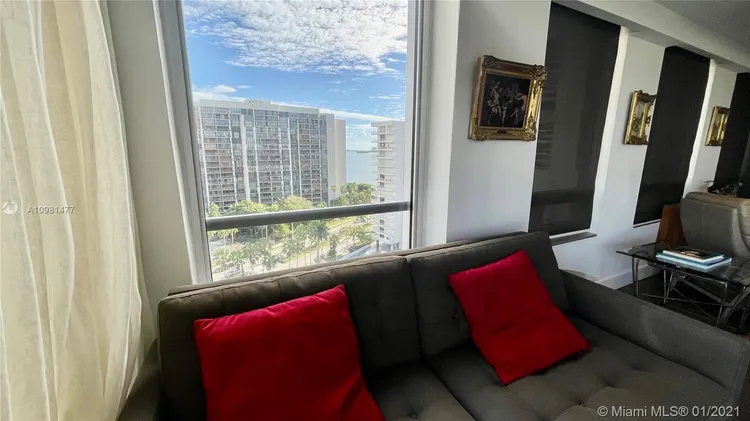 The Palace Condo #C1406 image #9