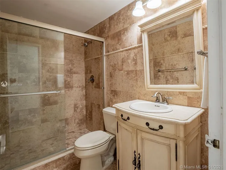 Alexander Towers #1402 image #13