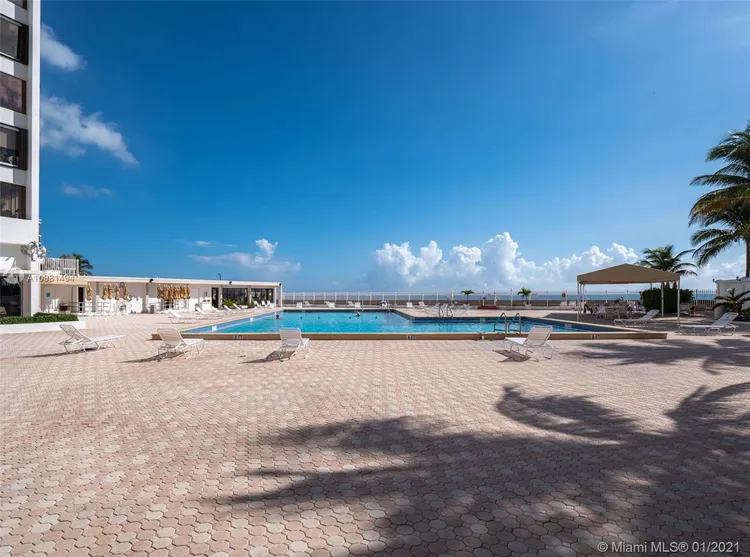 Alexander Towers #1402 image #17