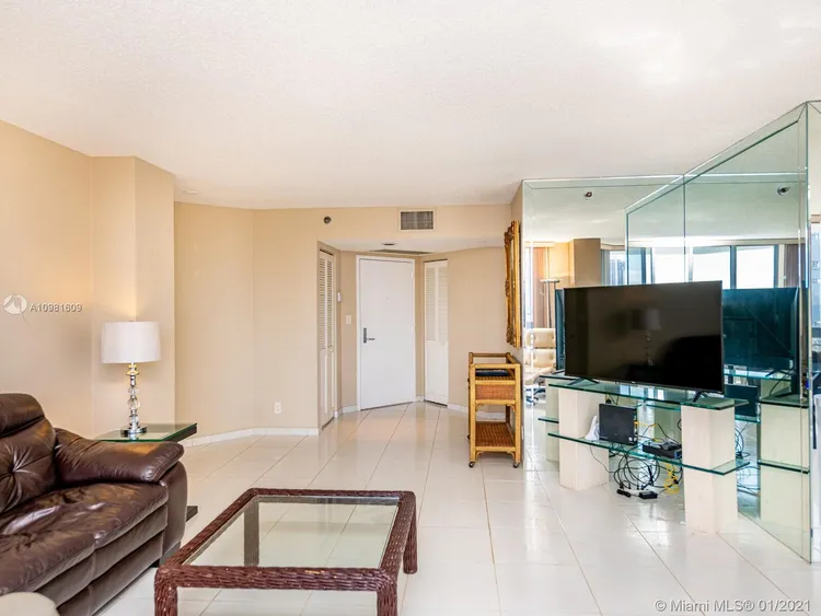 Mystic Pointe 300 #1813 image #12