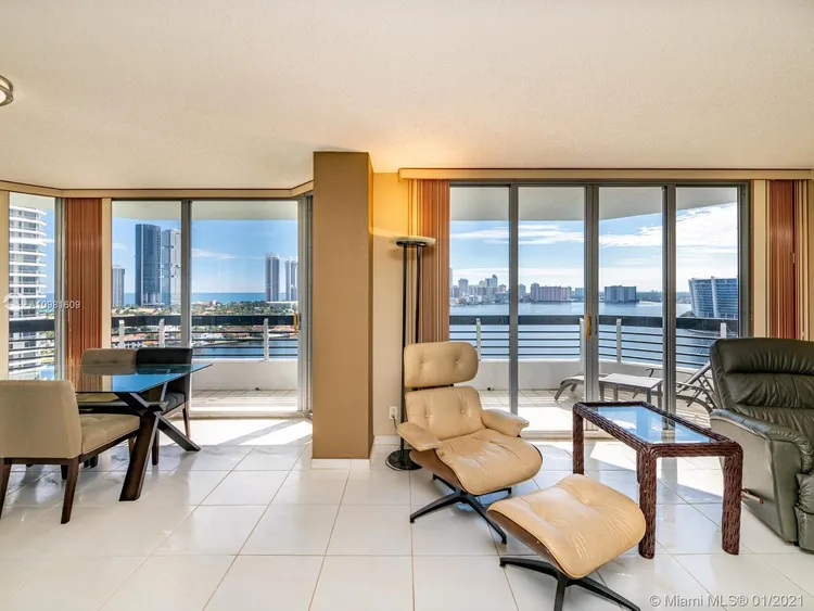 Mystic Pointe 300 #1813 image #15