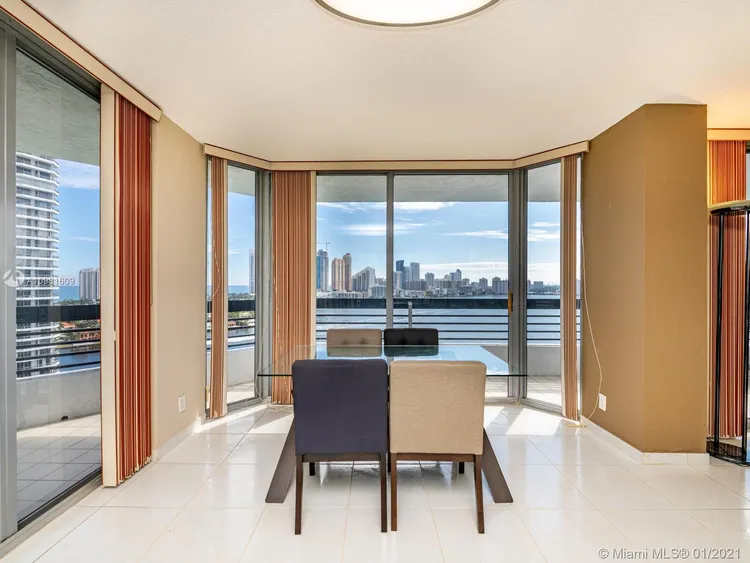 Mystic Pointe 300 #1813 image #16