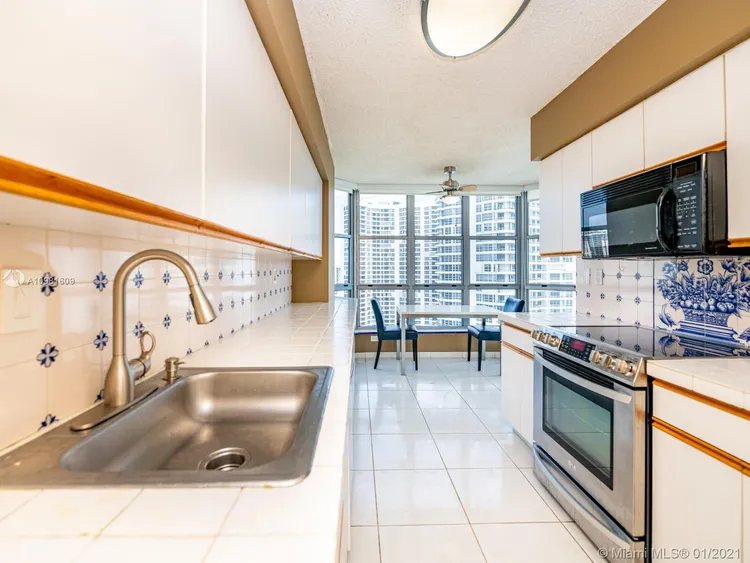 Mystic Pointe 300 #1813 image #23