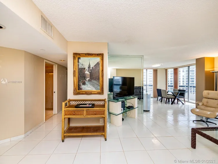 Mystic Pointe 300 #1813 image #6