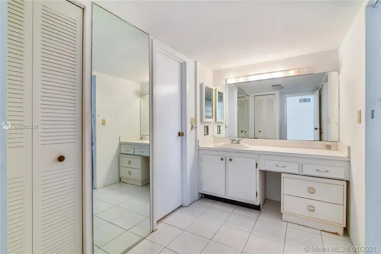 Arlen House #314 image #7