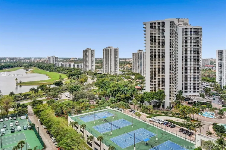 The Terraces At Turnberry #1806 image #56